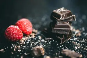 Pure chocolade en rauwe cacao als echte superfood